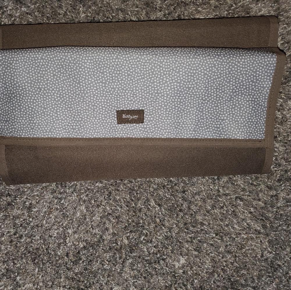 Thirty-one hanging paper work organizer